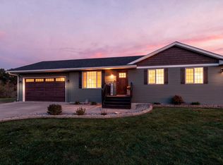 9569 291st Ave NE, North Branch, MN 55056