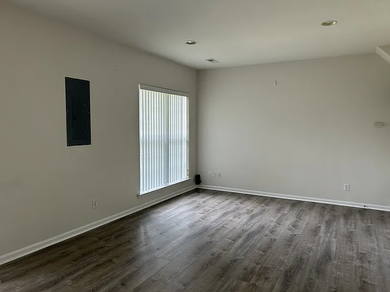 33 Cornerstone Ct — Photo 38