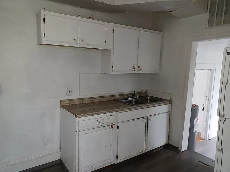 1302 Lafayette Blvd NW #2 — Photo 7