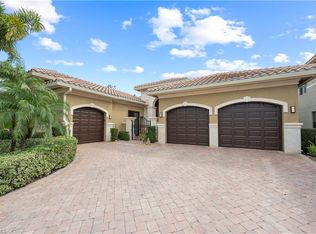 3288 Atlantic Cir, Naples, FL 34119
