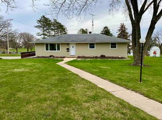 2284 18th St, Monroe, WI 53566