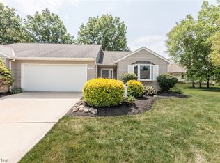 10537 Kettering Oval, Strongsville, OH 44136