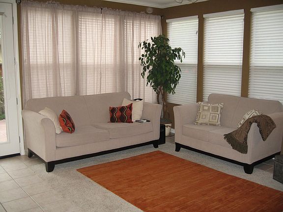 4th image of 6144 Shadow Hill Dr