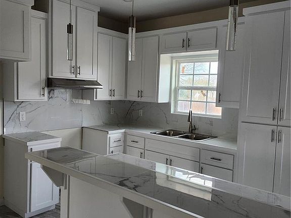 4th image of 5714 Pistil St