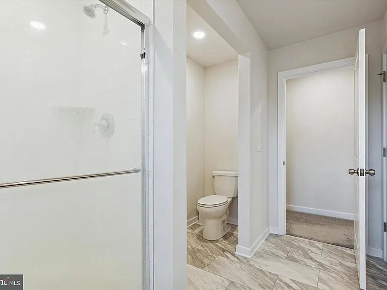 141 Four Leaf Dr — Photo 16