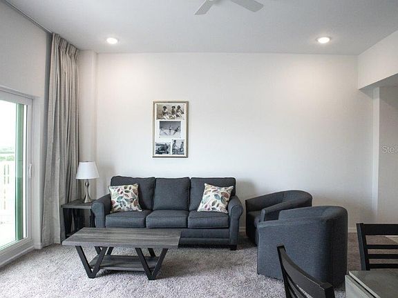 5th image of 13101 Gulf Blvd #1709