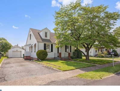 1115 Grieb Ave, Bristol, PA, 19007