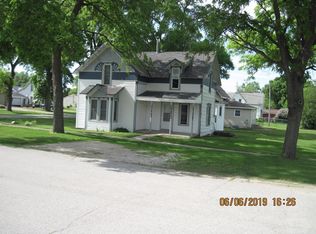107 W Newago St, Radcliffe, IA 50230