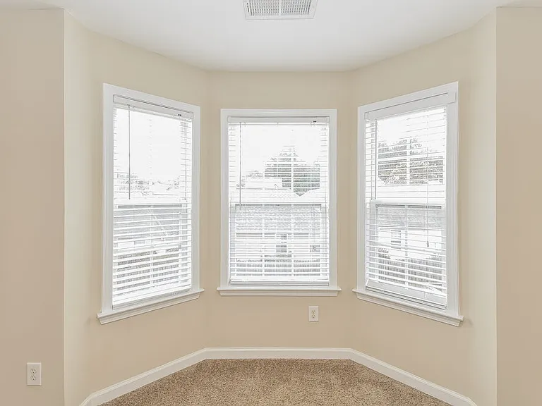 254 Highland Falls Dr — Photo 6