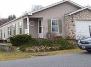 64 Penny Ln, Easton, PA 18040