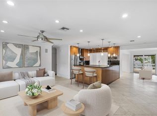 290 NE 29th St, Boca Raton, FL 33431