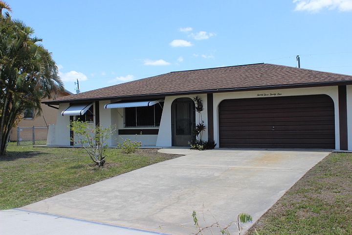 1st image of 2321 SE 8th Ave