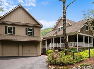 592 Whiteside Mountain Road, Highlands, NC 28741