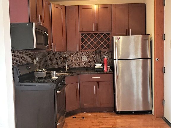2nd image of 81 Pulaski St APT 21