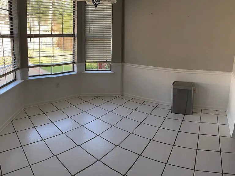 1717 Point West Dr — Photo 12