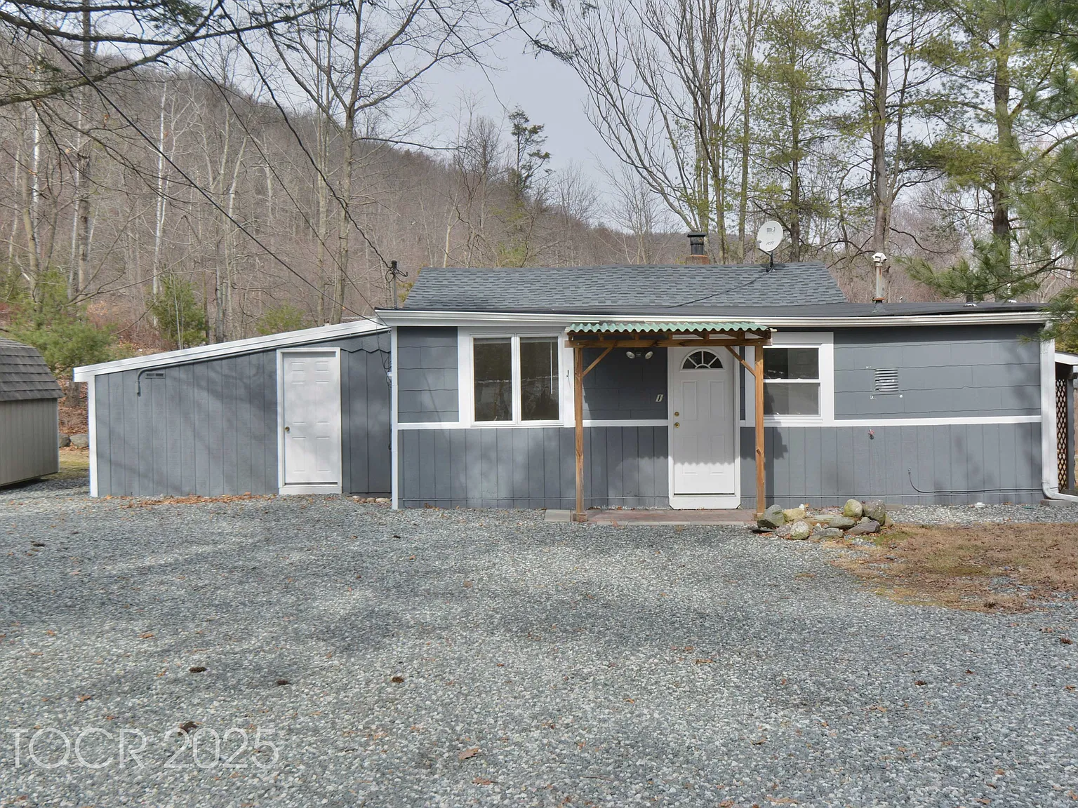 2 bed, $1,600 — Photo 1