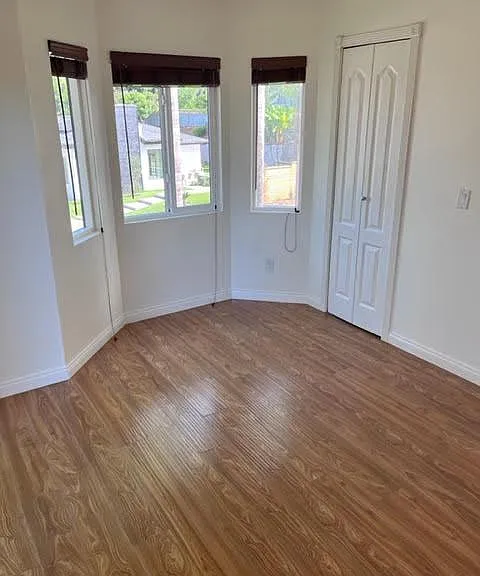 1362 Hymettus Ave #A — Photo 19