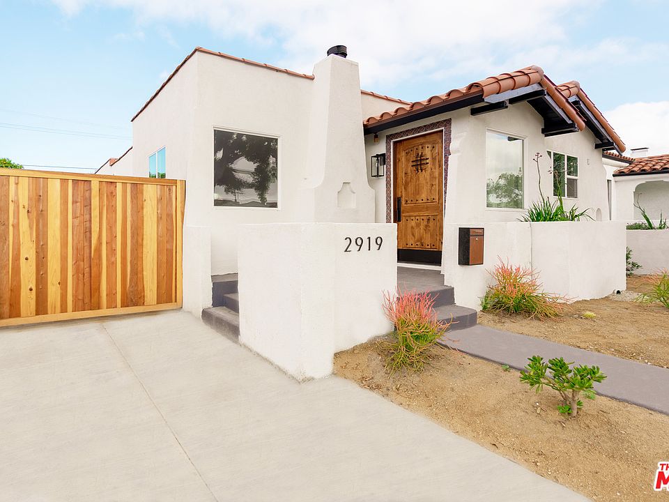 1st image of 2919 S Norton Ave