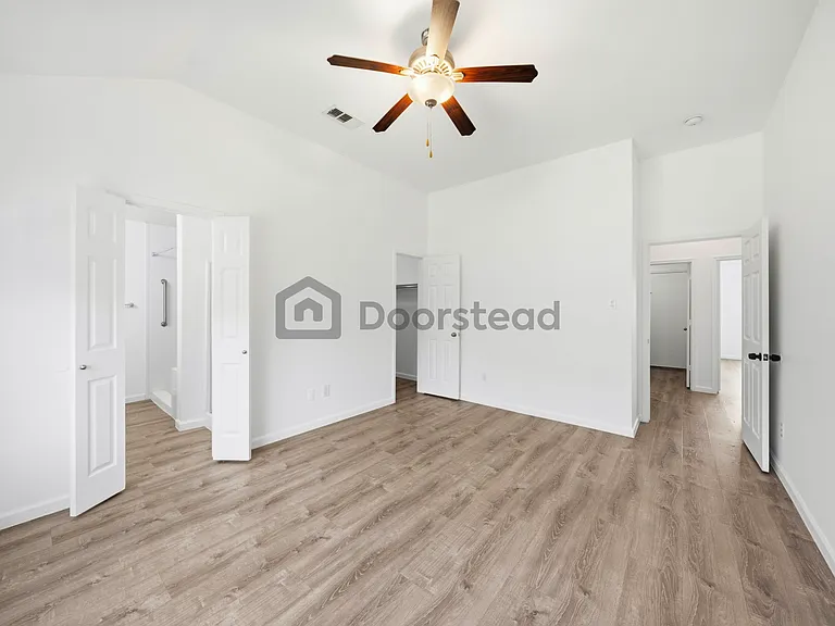 108 Cherokee Dr — Photo 29