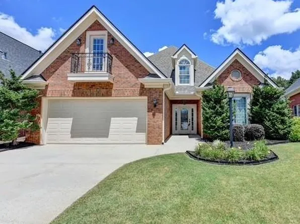 1850 Glenhurst Dr, Snellville, GA 30078