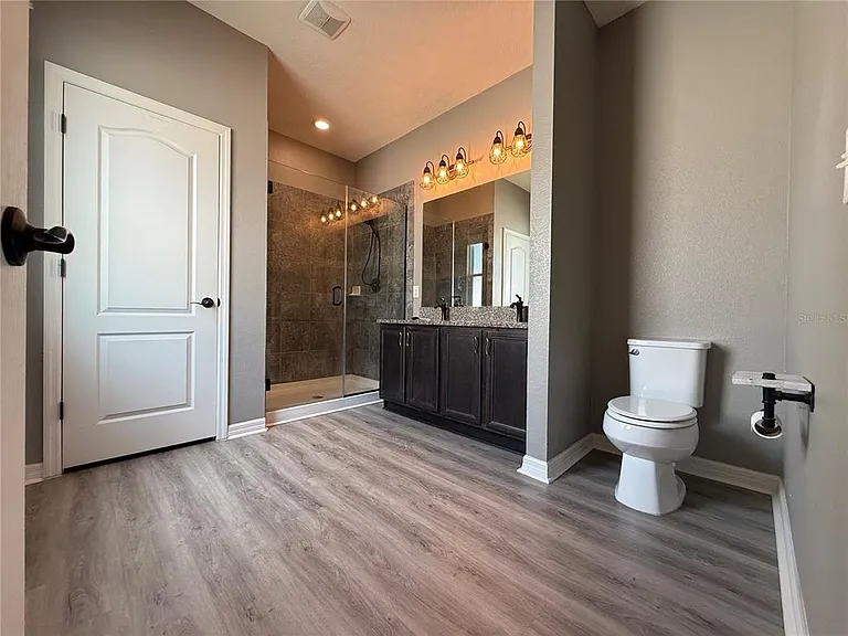 10638 Laguna Plains Dr — Photo 25