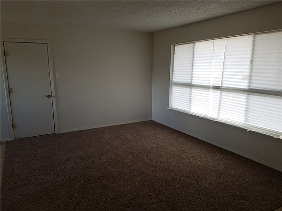 4th image of 9541 Albany Pl