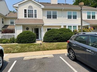 101 Briarcliff Ct, Glen Mills, PA 19342