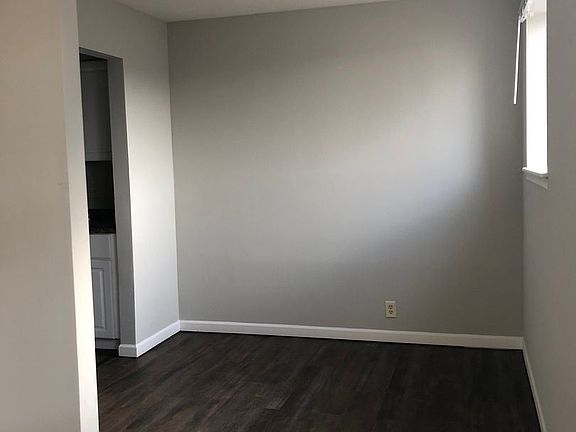 5th image of 4625 N 56th St APT 17