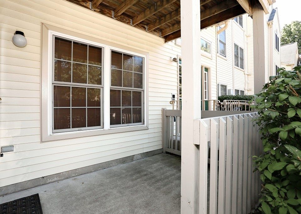 15 Evergreen Dr Clifton NJ Zillow