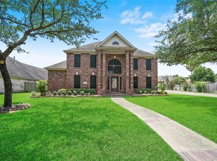 17515 Shadow Lawn Way, Houston, TX 77095