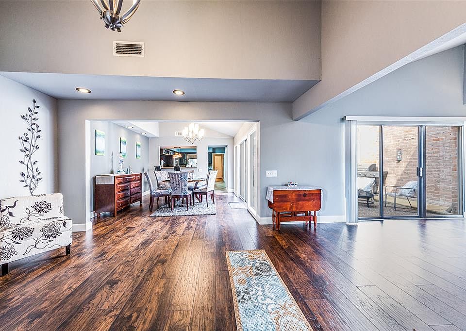 1st image of 4722 N Cashel Cir