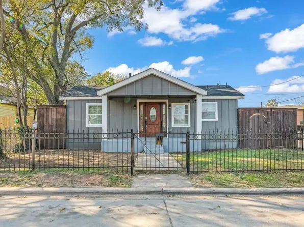 2801 Le Clerc Ave, Dallas, TX 75210