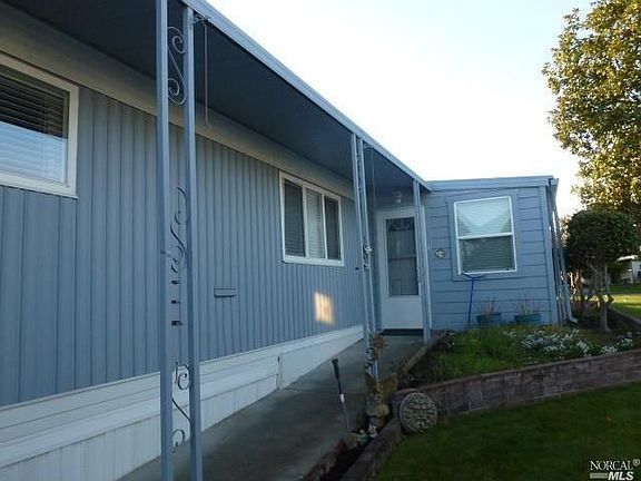 3rd image of 290 La Serena Way
