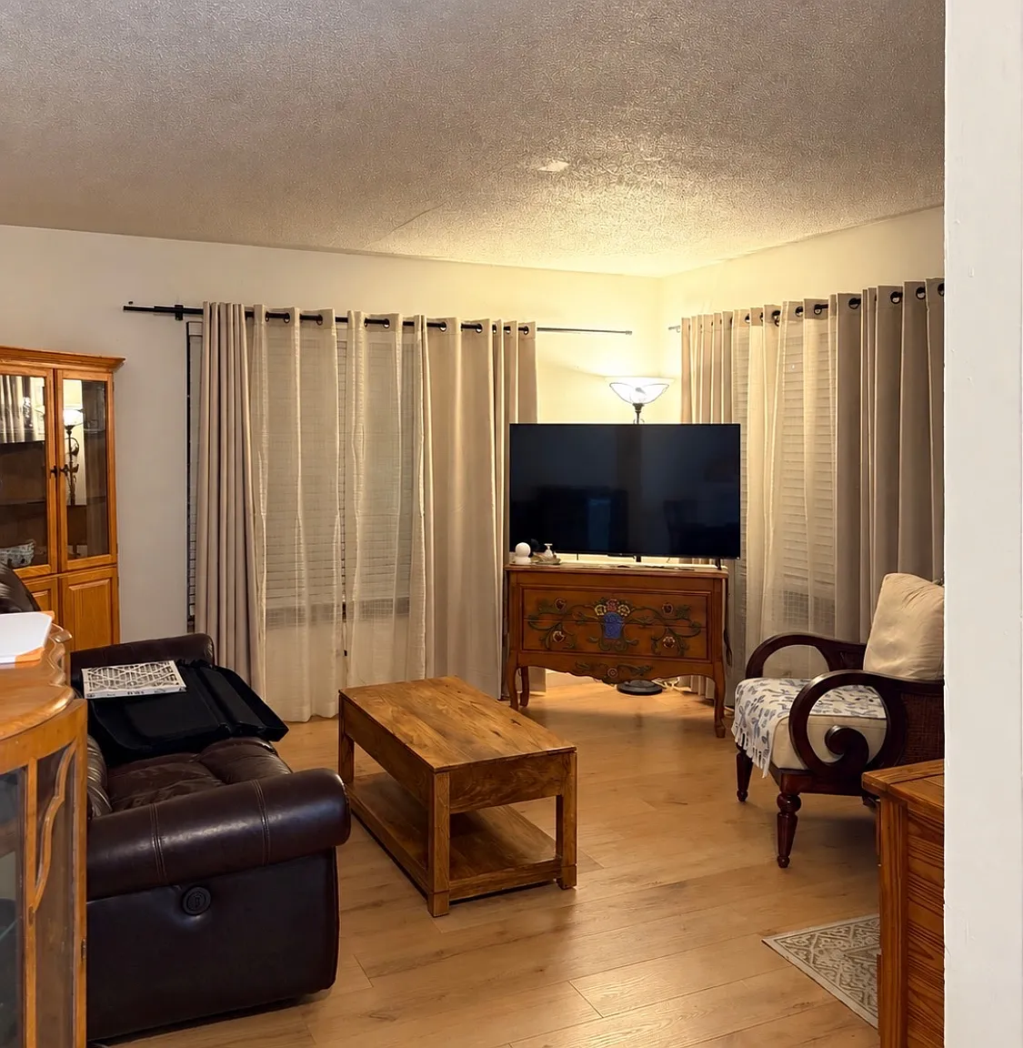 1 bed, 700 sqft, $1,525 — Photo 2