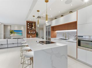 Mystic Pointe, Aventura, FL 33180