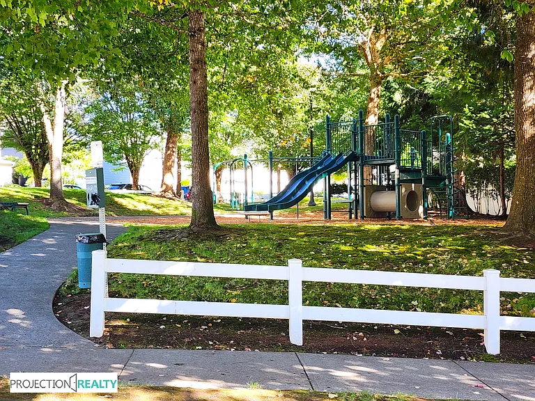 849 NW Forest Creek Dr — Photo 28