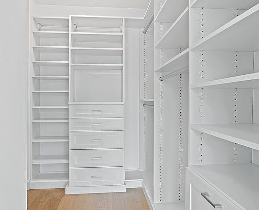 5th image of 408 E 79th St APT 5D