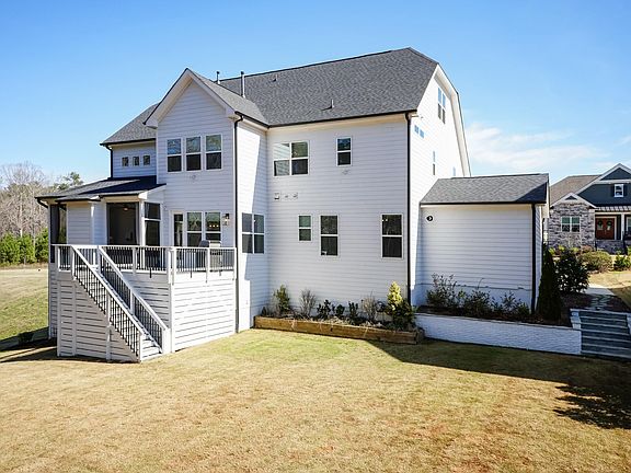 4th image of 441 Bertram Valley Rd