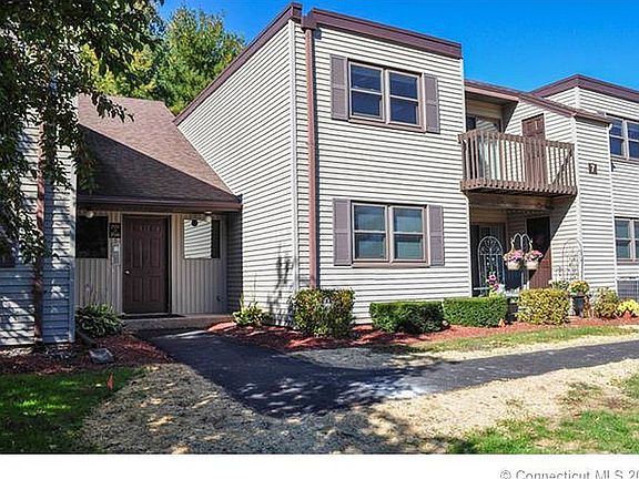2nd image of 703 Twin Circle Dr