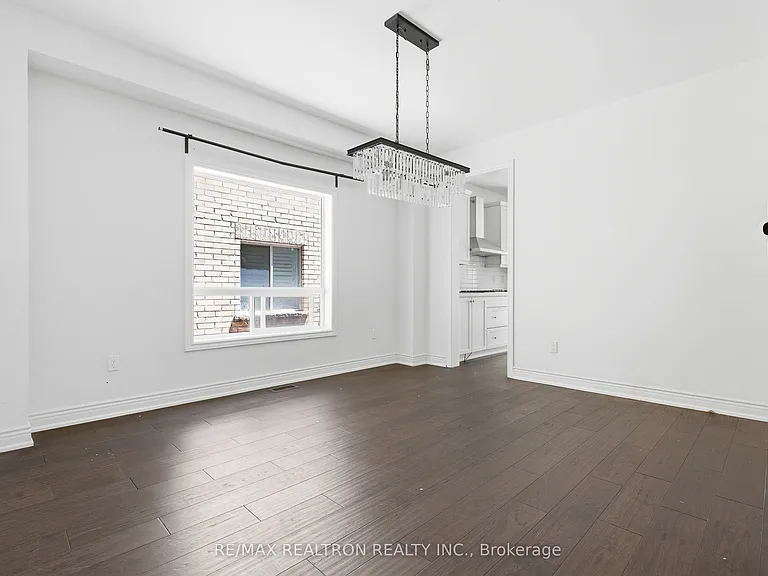 214 Irwin St — Photo 6