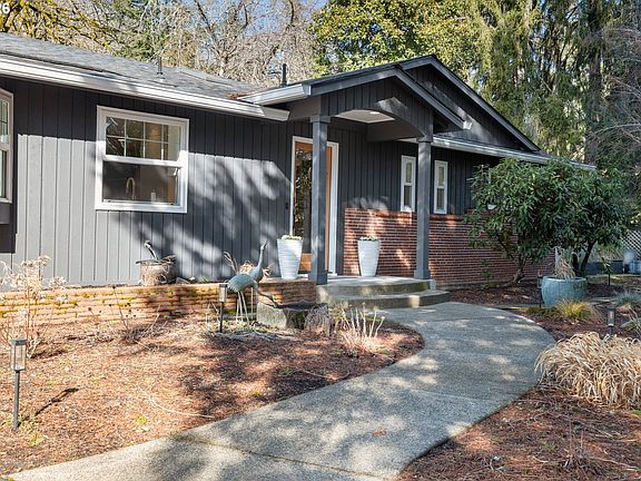 3rd image of 10529 SW Lancaster Rd