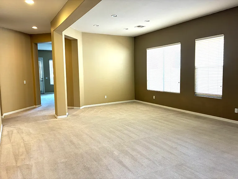 2275 Moresca Ave — Photo 4