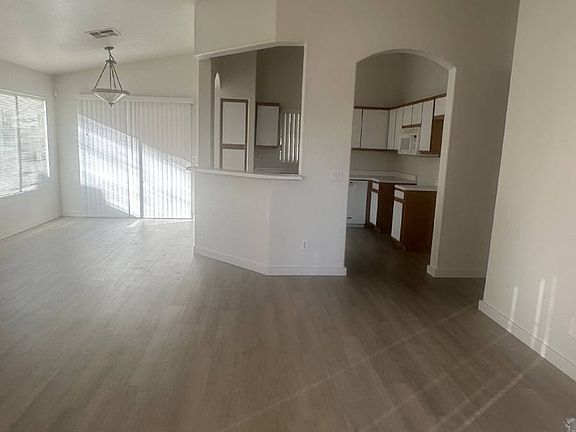 5th image of 9006 W Palm Ln