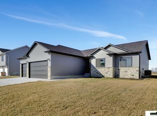 515 S Front St, Hallam, NE 68368