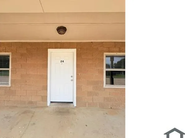 7641 County Road 2193 APT 24, Whitehouse, TX 75791