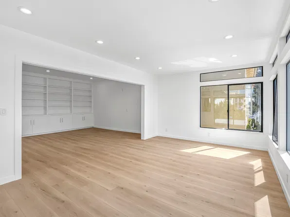 449 Merritt Ave, Oakland, CA