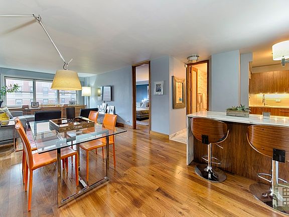 2nd image of 430 W 34th St APT 15H