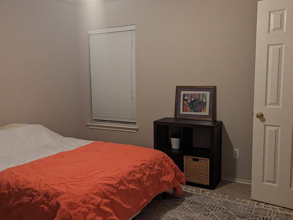 1st image of 9407 Pioneer Forest Dr
