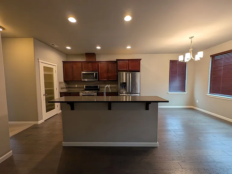 3887 Portside Dr — Photo 10