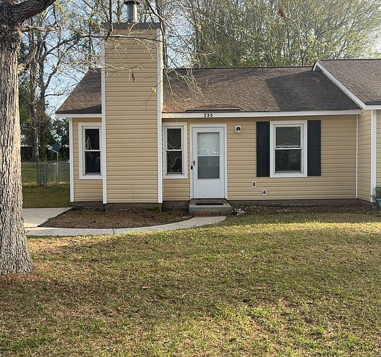 1st image of 233 Easy St